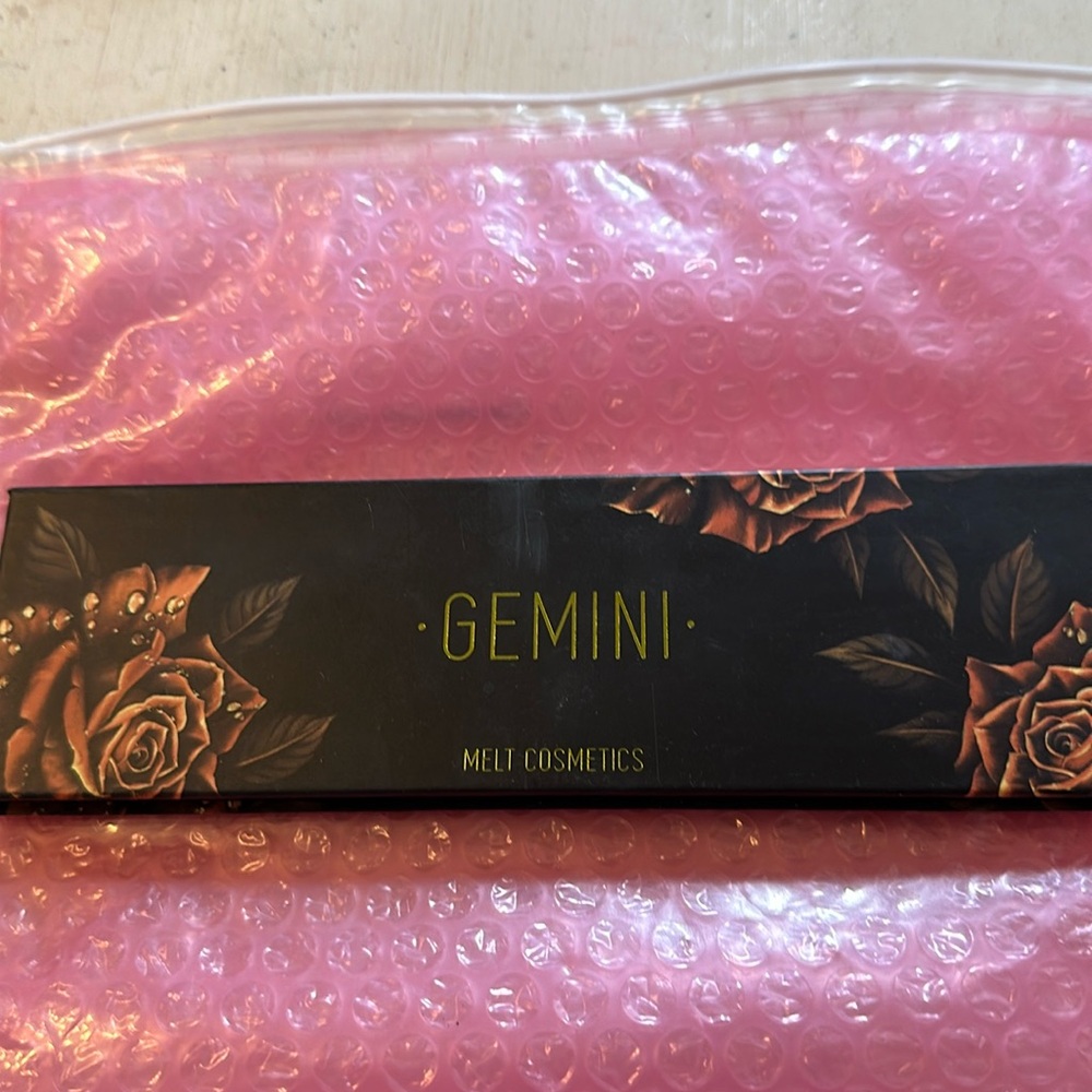 Melt cosmetics Gemini palette